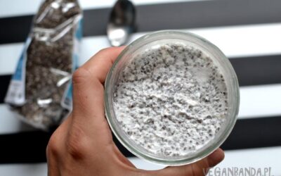 Najprostszy kokosowy chia pudding