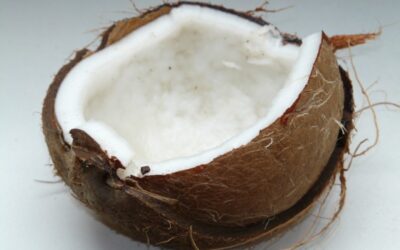 Are you pursuing a healthy lifestyle? Then try coconut oil!