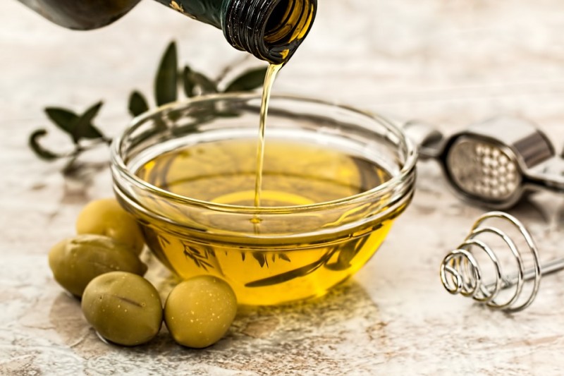 Oliwa z oliwek 12 zastosowań kosmetycznych.