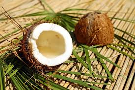 Odżywiasz się zdrowo? To sięgnij po olej kokosowy.