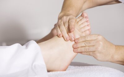 Masaż stóp – dlatego zawsze powinno się go mieć przed pójściem spać
