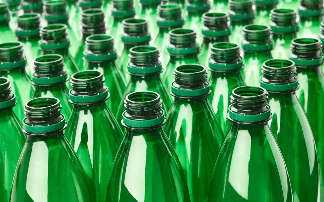 Bisfenole – trucizna, którą wpuszczasz do swojej kuchni